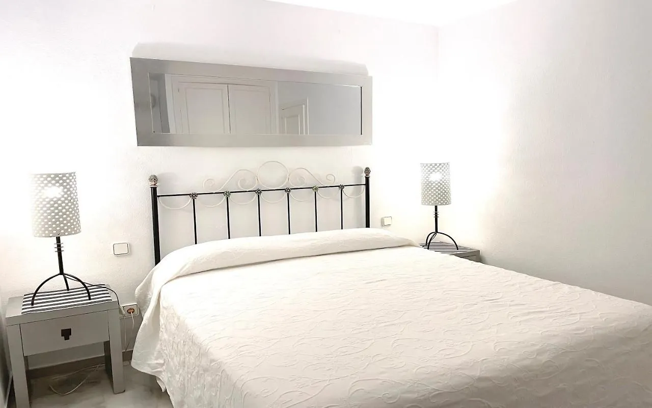 Apartaluz Marbella Costabella ,Satelite, Wifi, Pk Appartement