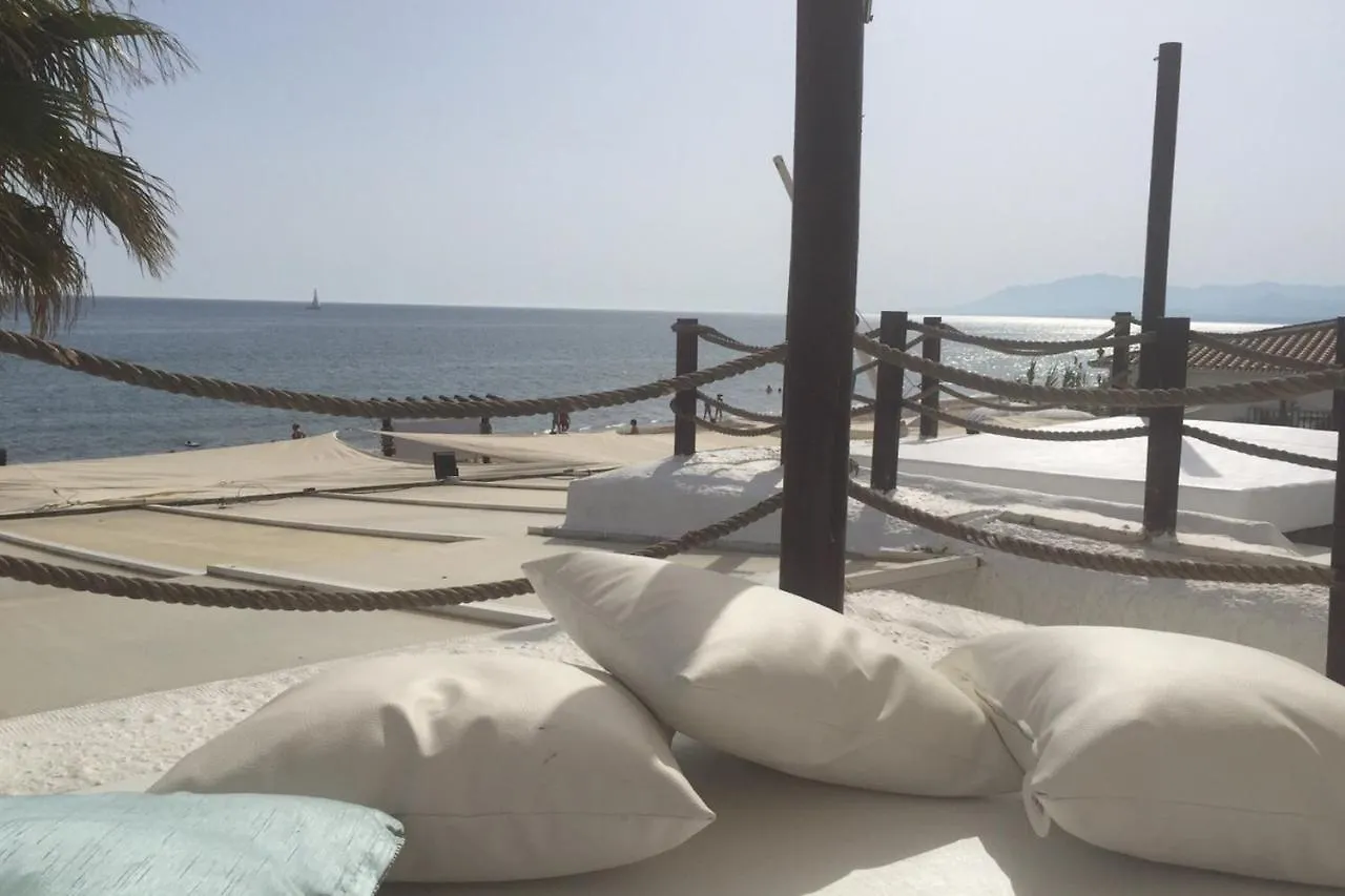 Appartement Apartaluz Marbella Costabella ,Satelite, Wifi, Pk